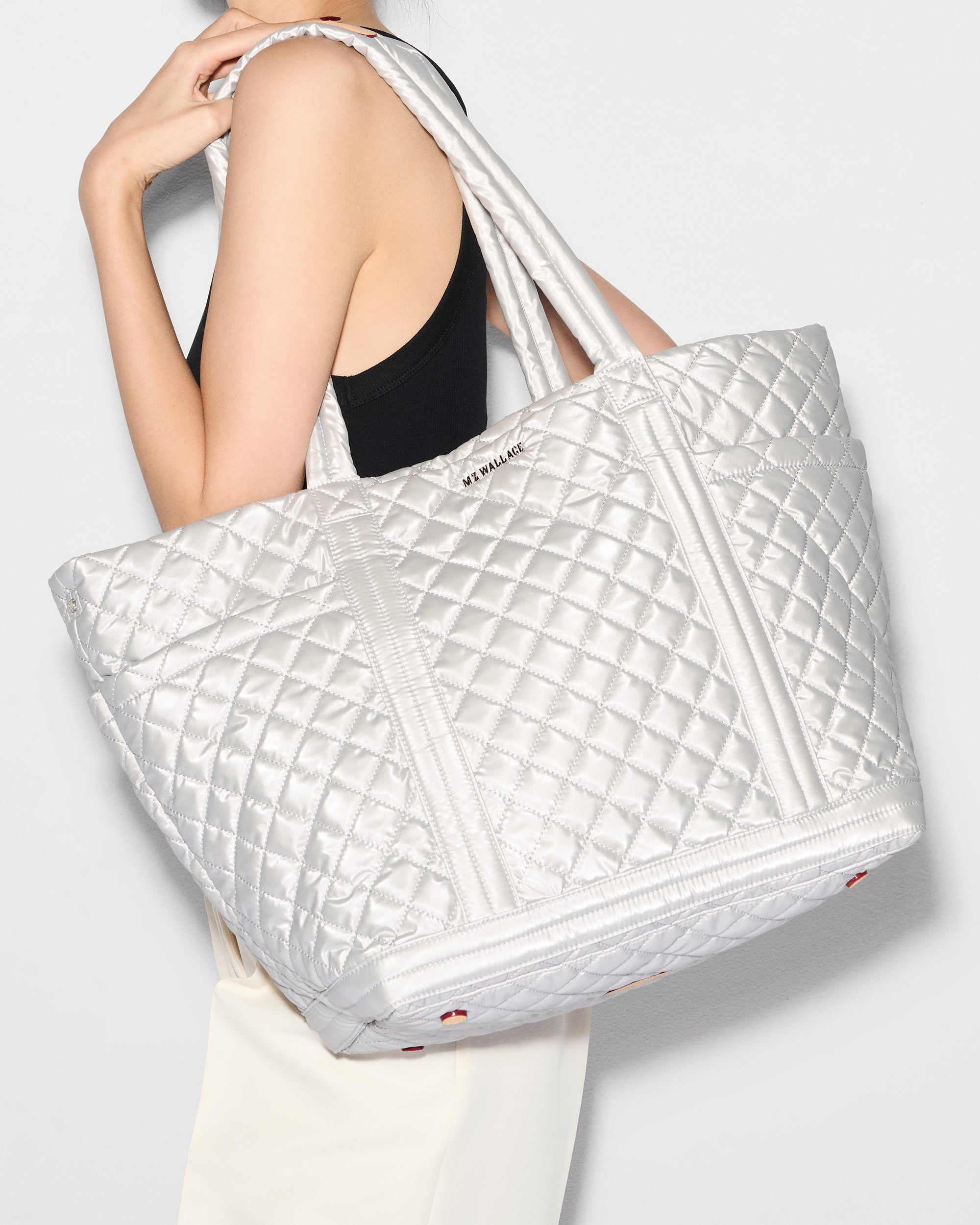 Oyster Metallic Large Empire Tote