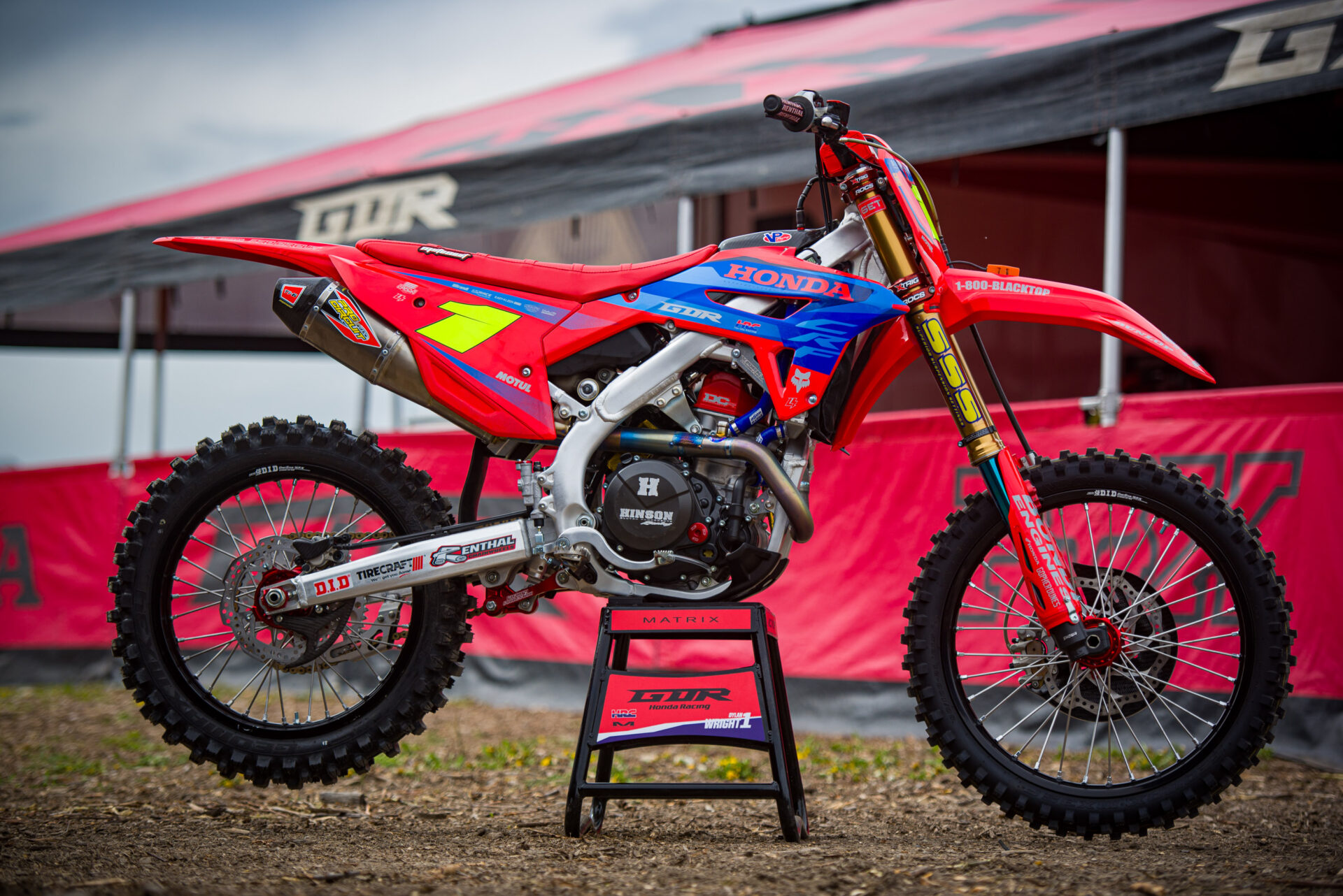 Triple Crown Series Pit Tour Presented By Matrix Concepts Canada