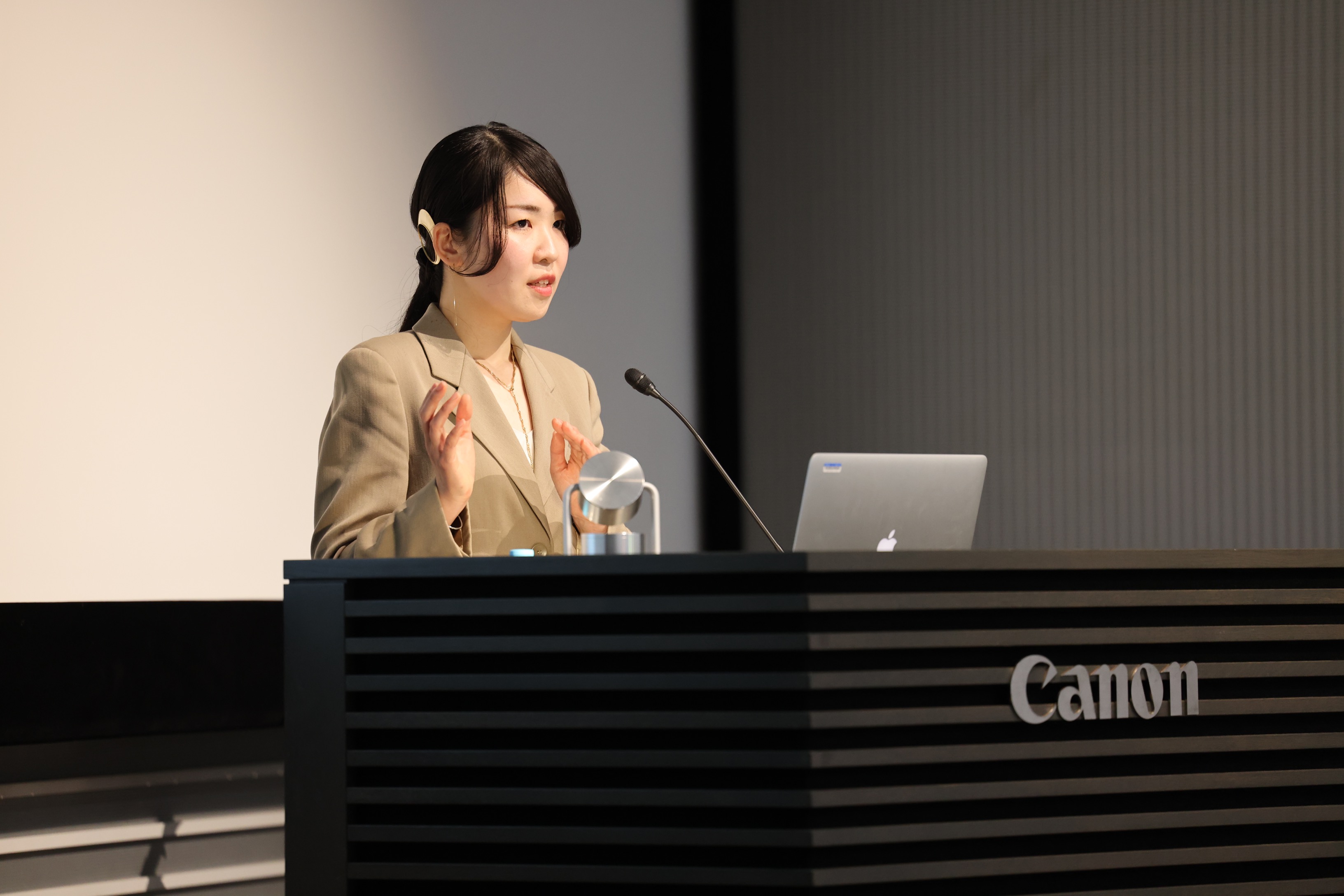 8月-10月、事業構想学部卒業生の長谷川尚子作品展「UNCERTAINTY/ゆらぎ