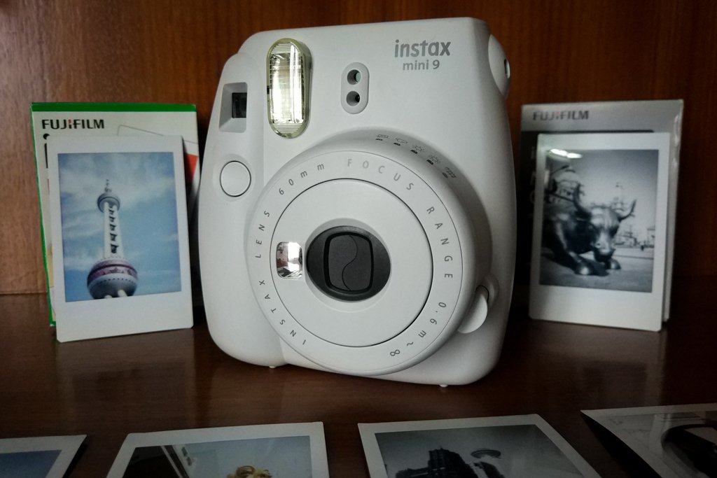 FujiFilm Instax Mini 9 Camera And Film Review - My Favourite Lens