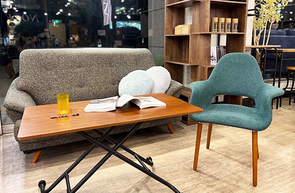 ミッドセンチュリーの雰囲気を愉しめるチェア | NOCEノーチェ 家具