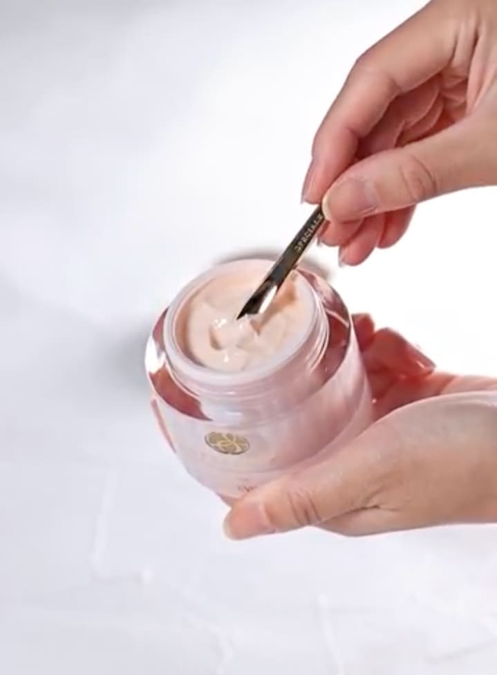 研究員が解説】スペチアーレ 薬用ローション・クリームの口コミや効果