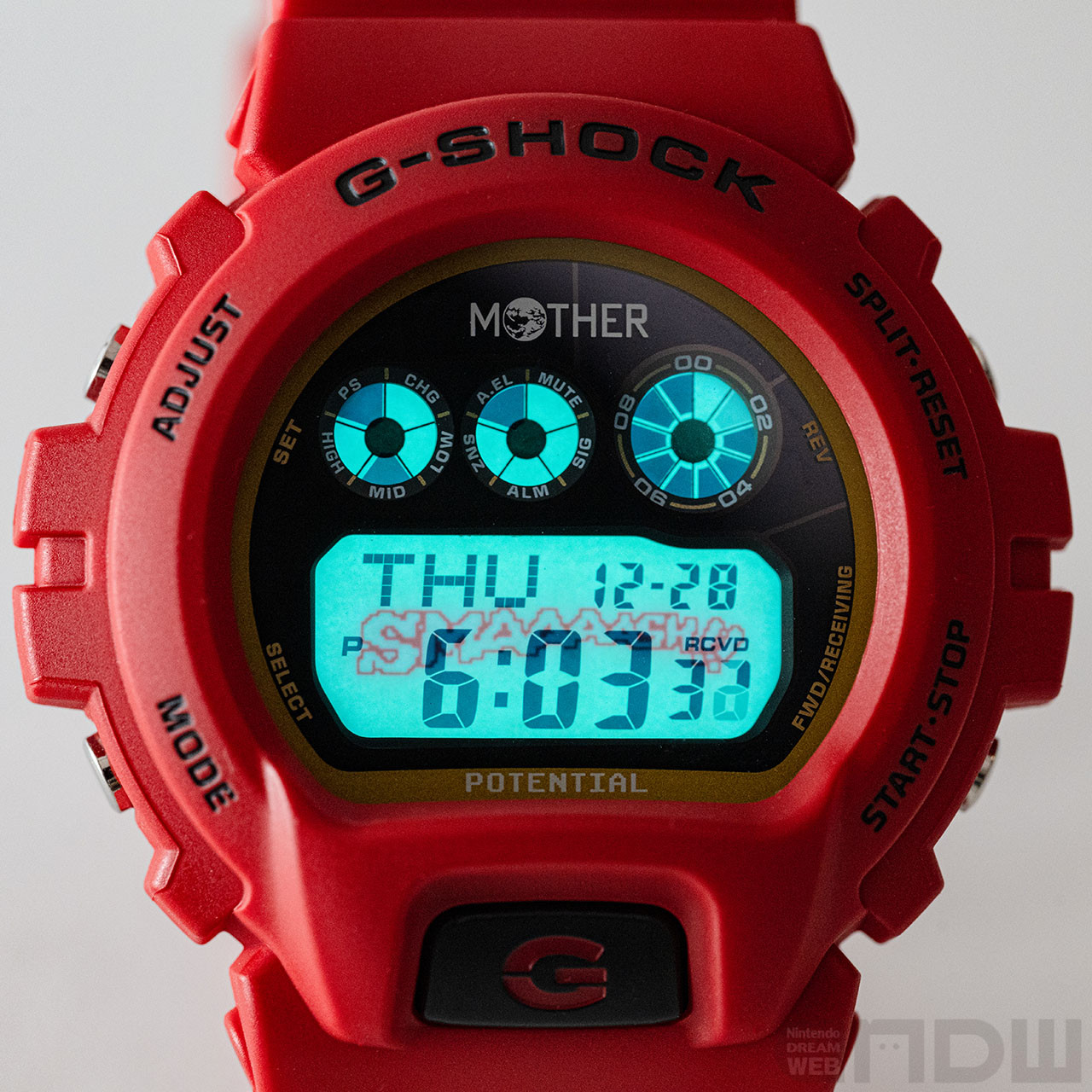 MOTHER』とG-SHOCKのコラボレーション第2弾「マザーレッド」の「GW