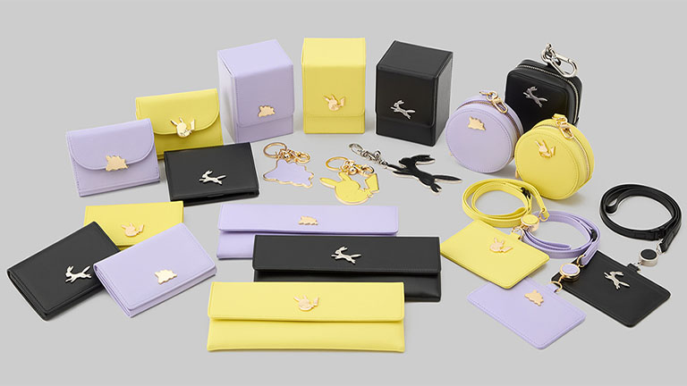 ピカチュウ、メタモン、ブラッキーがデザインされたレザーグッズが、25