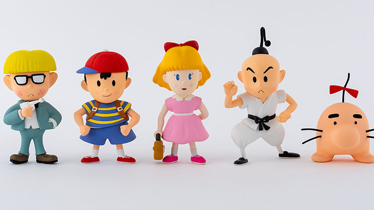 MOTHER2』のネス、ポーラ、ジェフ、プー、どせいさんの粘土フィギュア