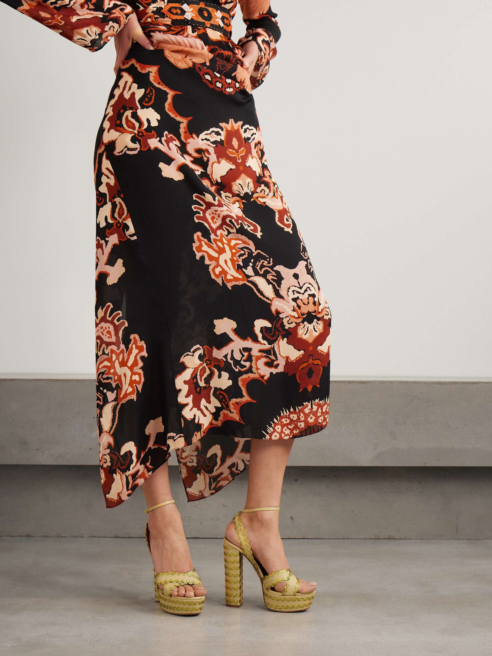 AQUAZZURA Ric Rac 140 raffia platform sandals | NET-A-PORTER