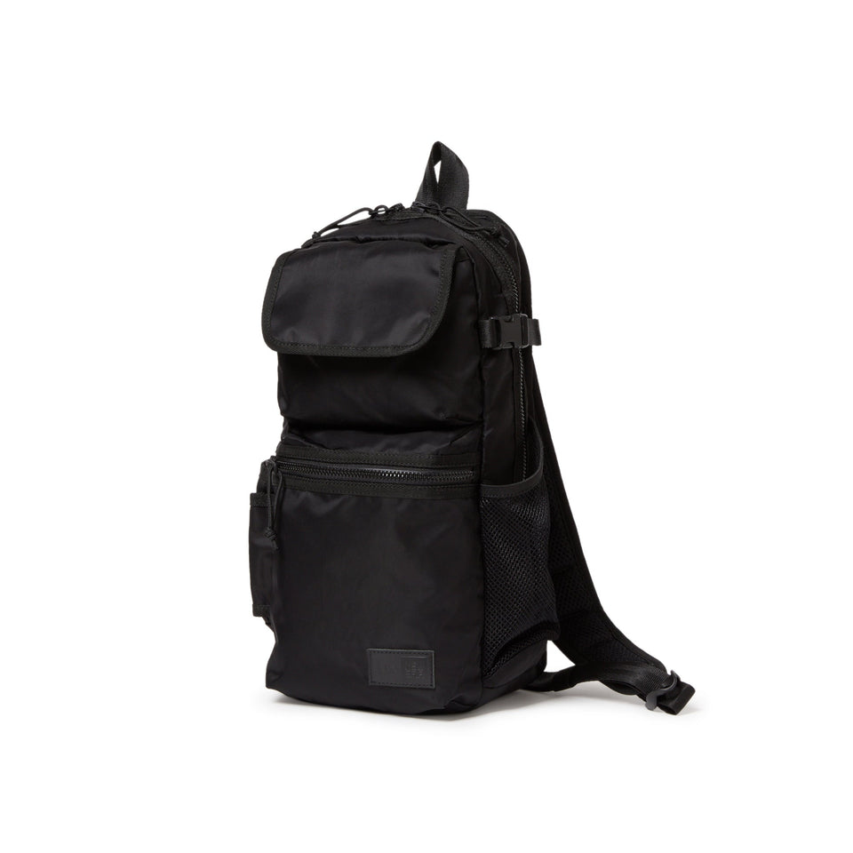 スリングボディバッグ 12L ナイロンツイル ブラック | ニューエラ