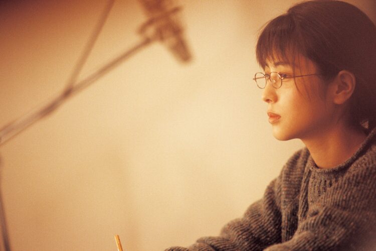 写真】ZARDデビュー30周年 坂井泉水の未公開写真を独占公開｜NEWS