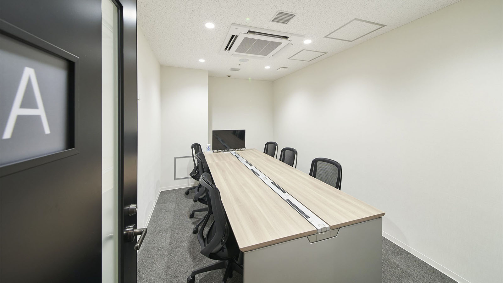 予約制】南浦和 / ZXY | 関東 | Store information | NewWork