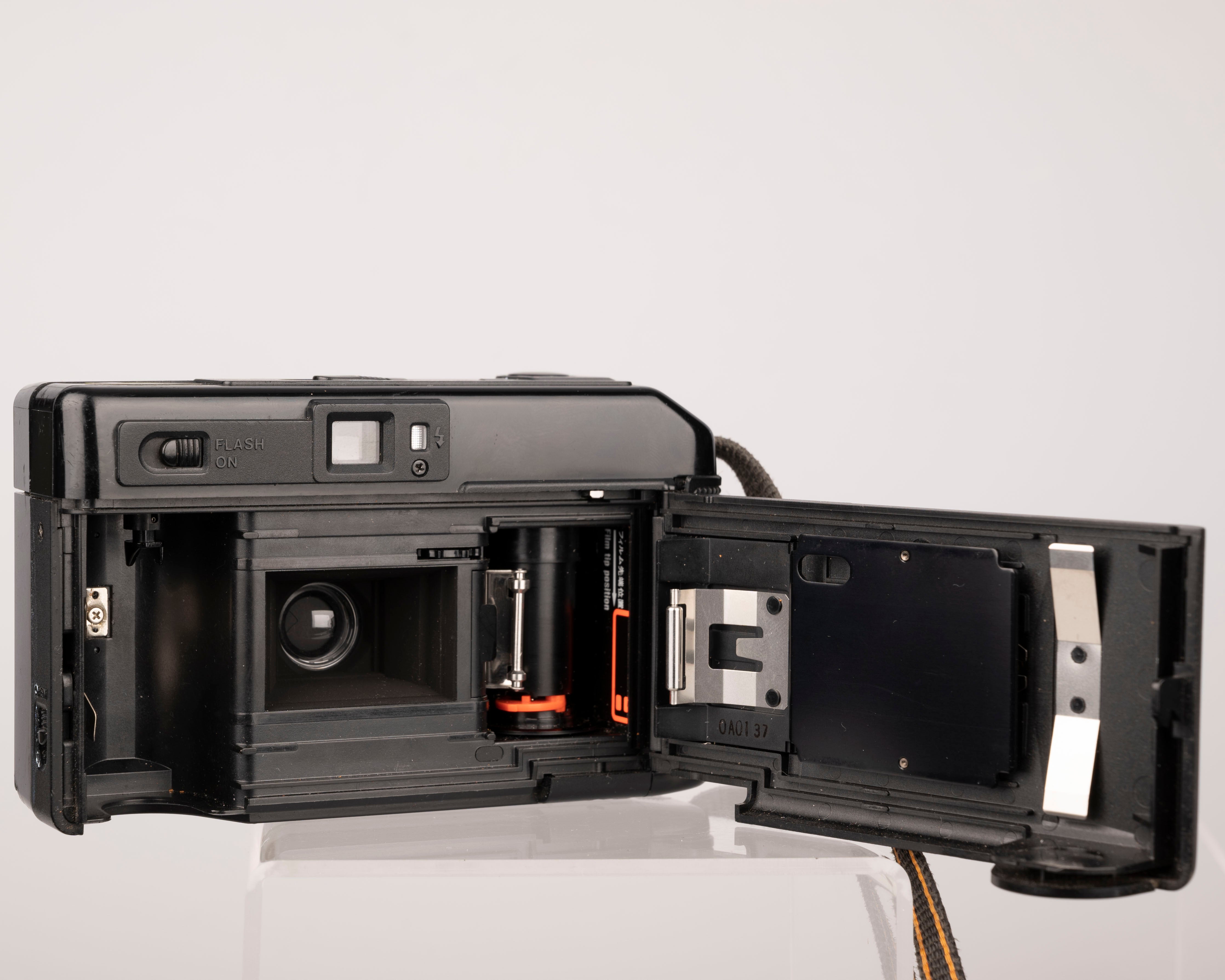 Canon Sure Shot (second version aka AF35M II or Autoboy 2) 35mm