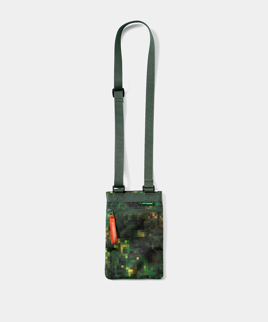APPLEBUM(アップルバム) ポーチ “Pixel Camo” Neck Pouch GT2521001