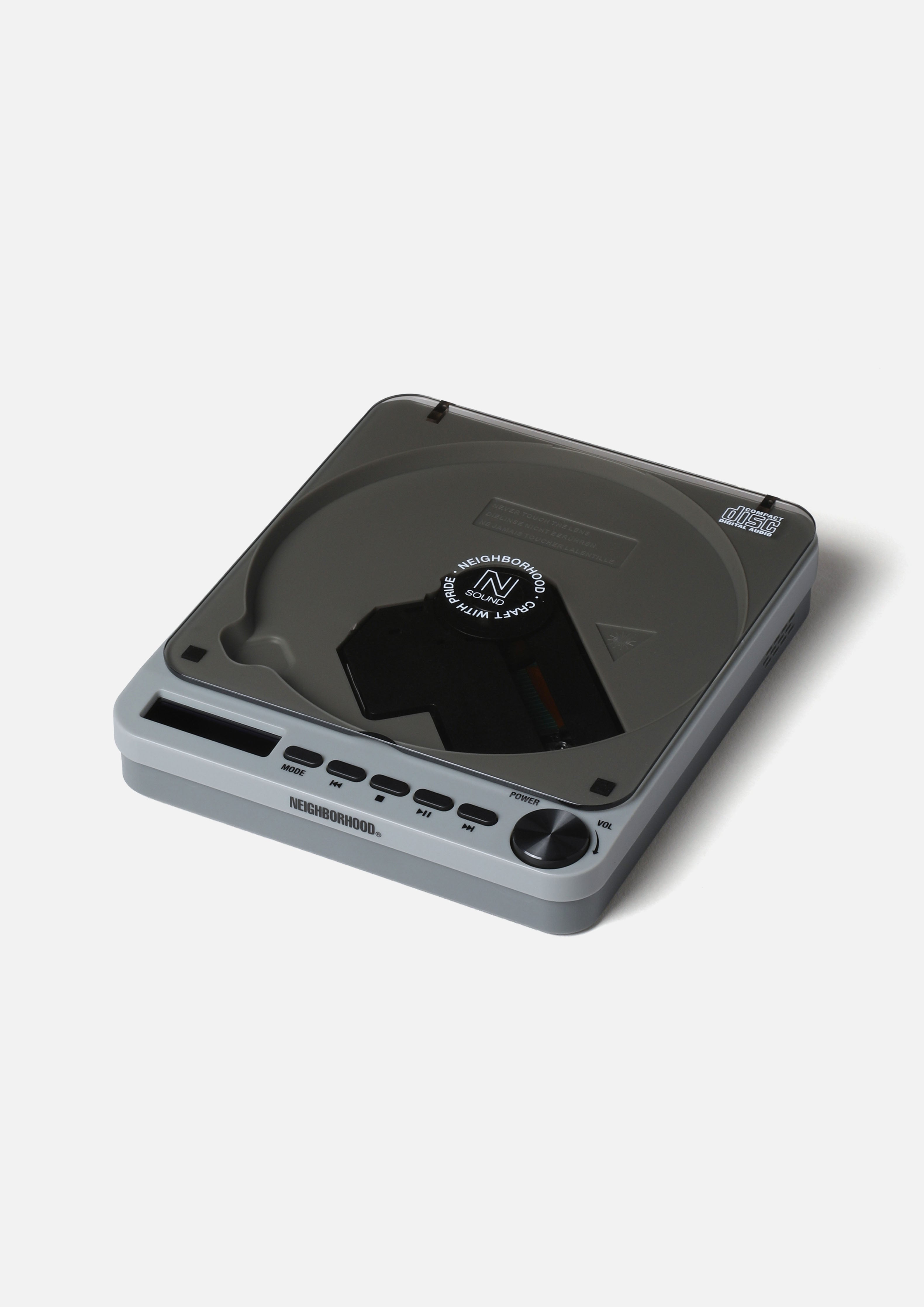 PORTABLE CD PLAYER