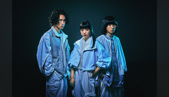 直筆サイン入り】ASTERISM シングル「Crescendo」発売！ - Neowing