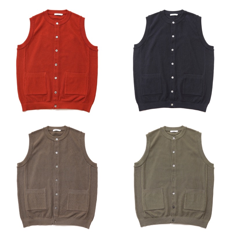 渓谷の水音を想う、『YASHIKI（ヤシキ）』のニットベスト