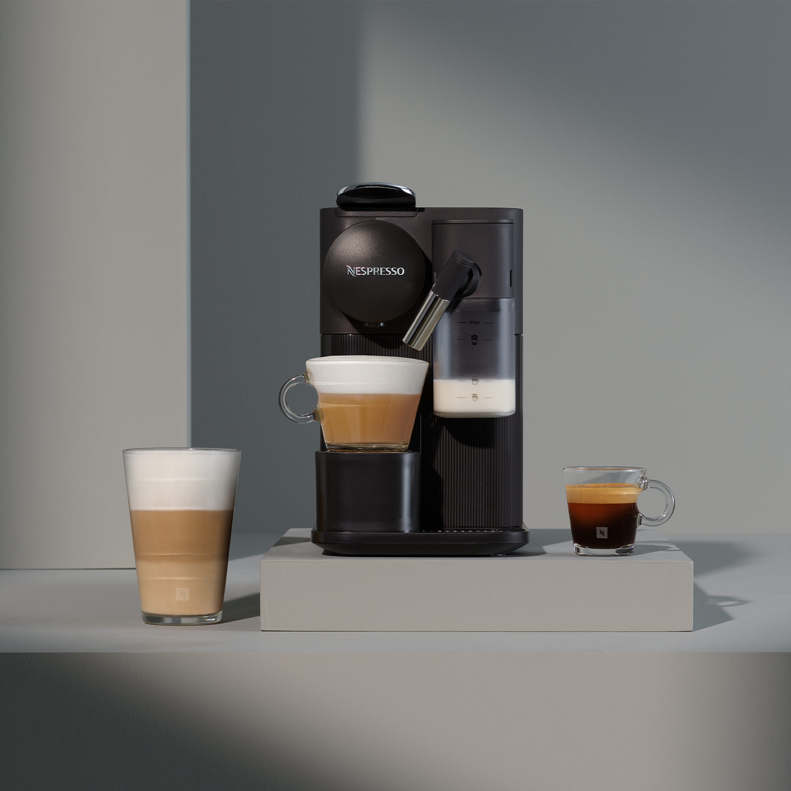 ラティシマ・ワン プラス シャドーブラック｜コーヒーメーカー