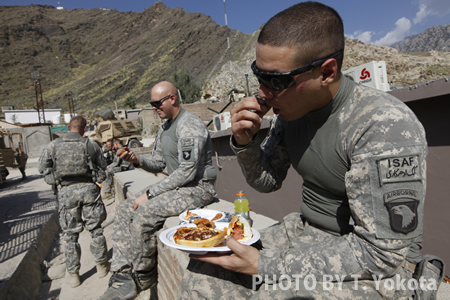 米軍実物 MASSIF コンバットシャツ ACU ミリタリーショップ 革ジャン