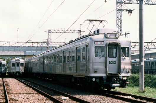 1962年に運行開始した“6000系車両