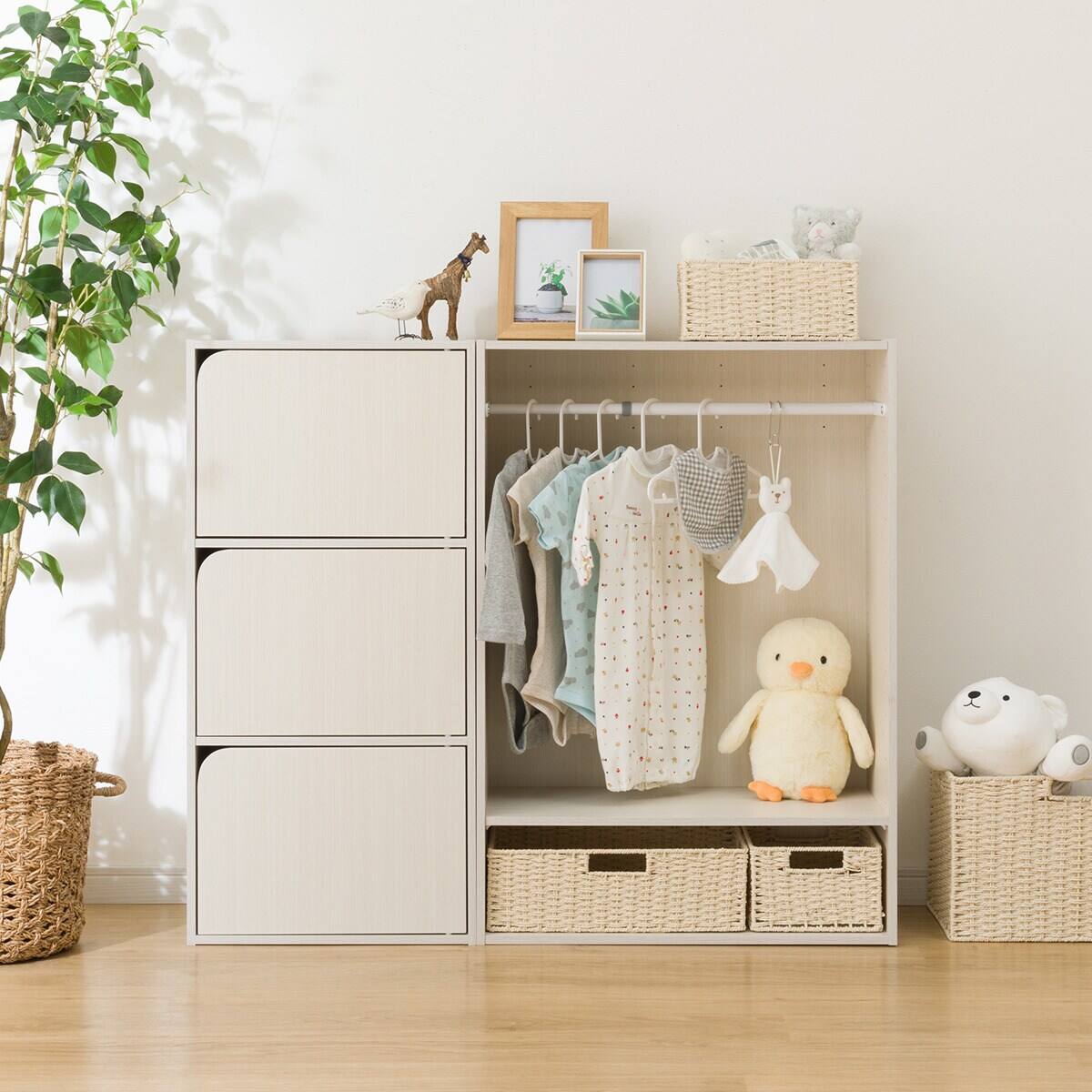 ハンガーポール付き キッズ収納 カラーボックスNカラボ扉付き