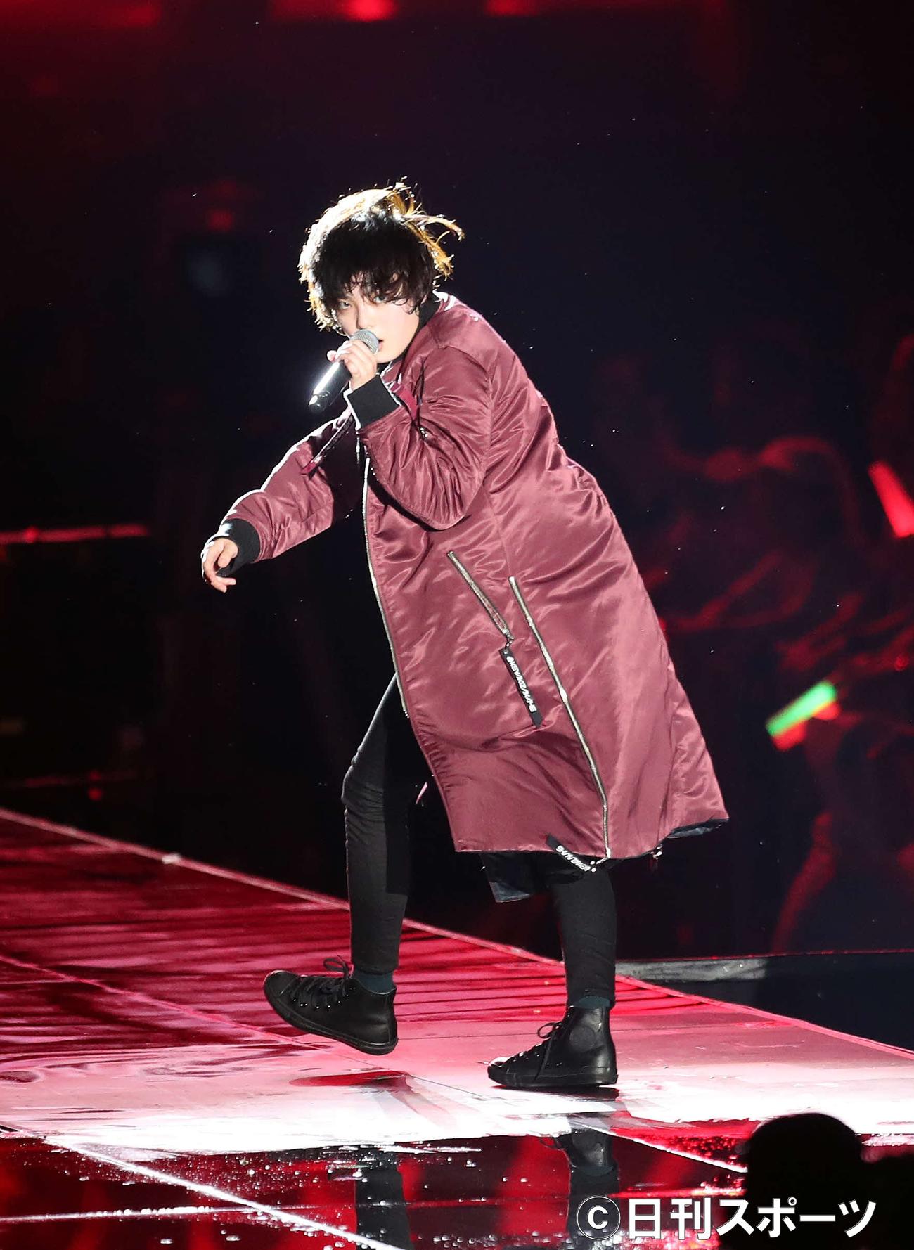 平手友梨奈が11カ月ぶり欅坂ワンマンライブ出演 - 乃木坂46 : 日刊