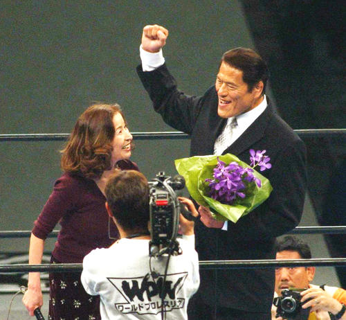 猪木さん死去】元妻・倍賞美津子、新日本旗揚げ直前に結婚 17年支えた