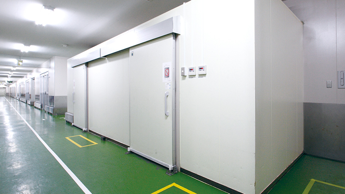 プレハブ冷蔵庫・冷凍庫｜低温空間｜空間ソリューション｜日軽パネル