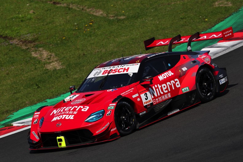 シリーズ第2戦富士、12番手スタートから追い上げた#12 TRS IMPUL with