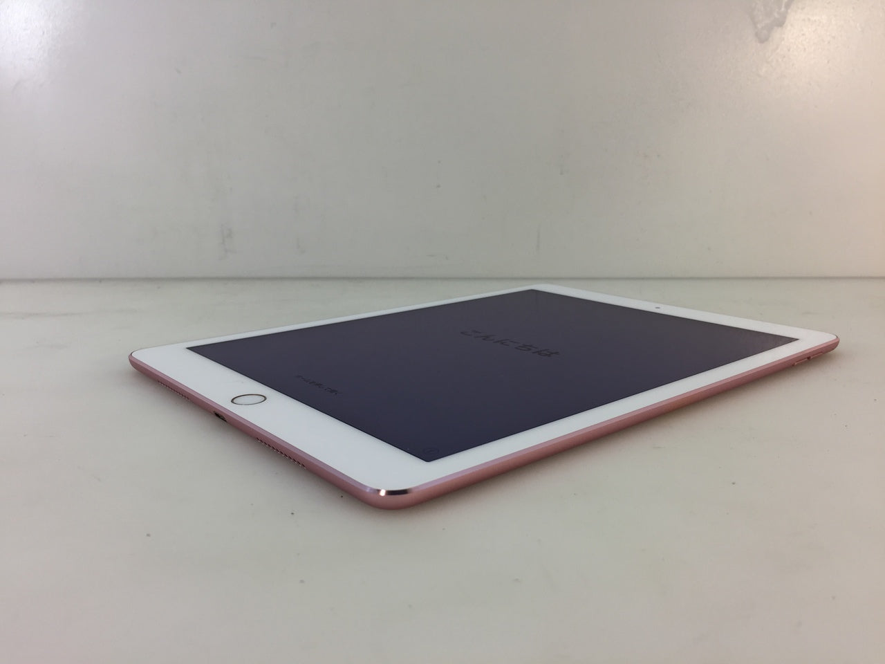 iPad Pro 9.7 32GB ローズゴールド simフリー