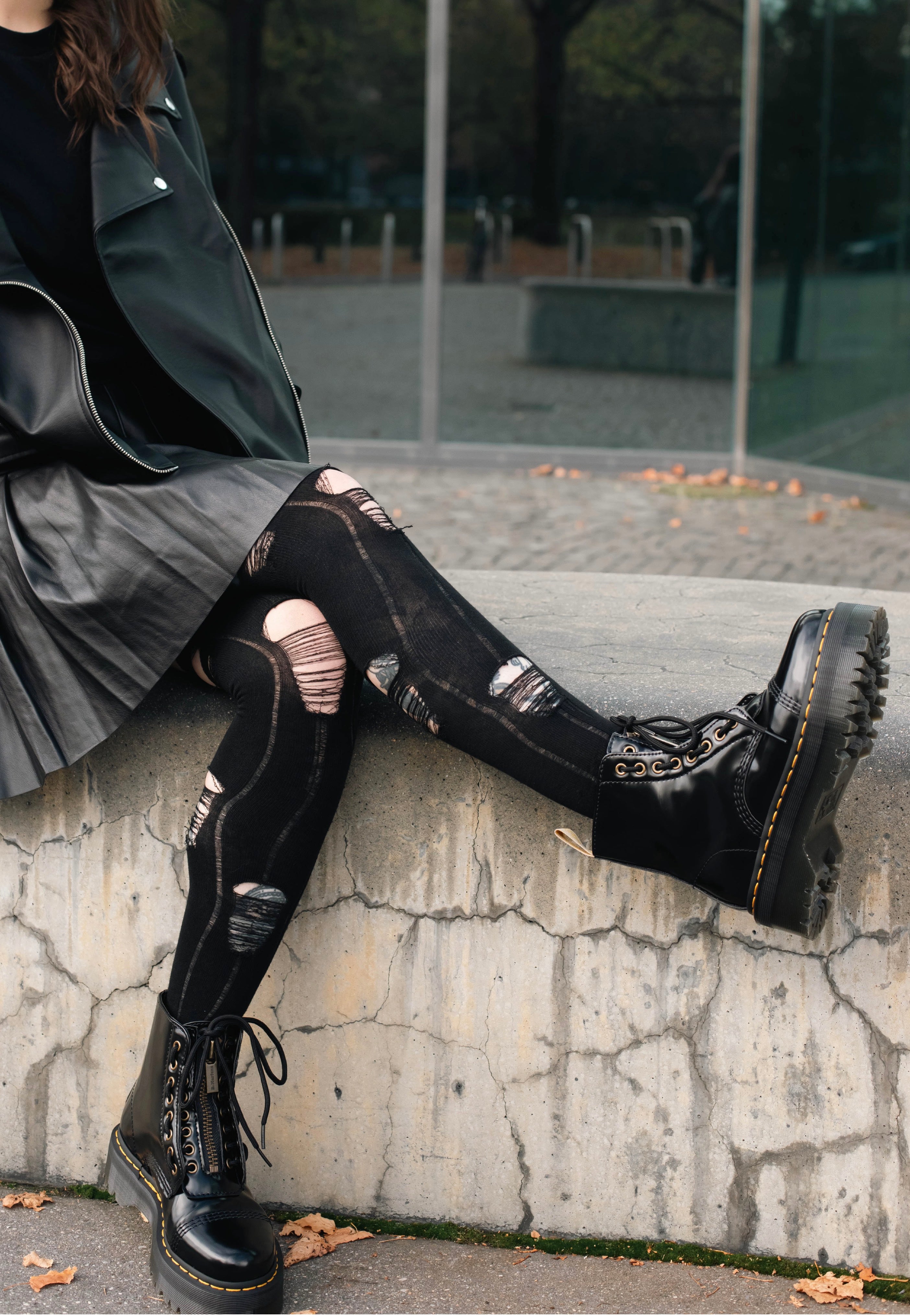 Dr. Martens - Vegan Sinclair Black Oxford - Girl Shoes | Nuclear Blast