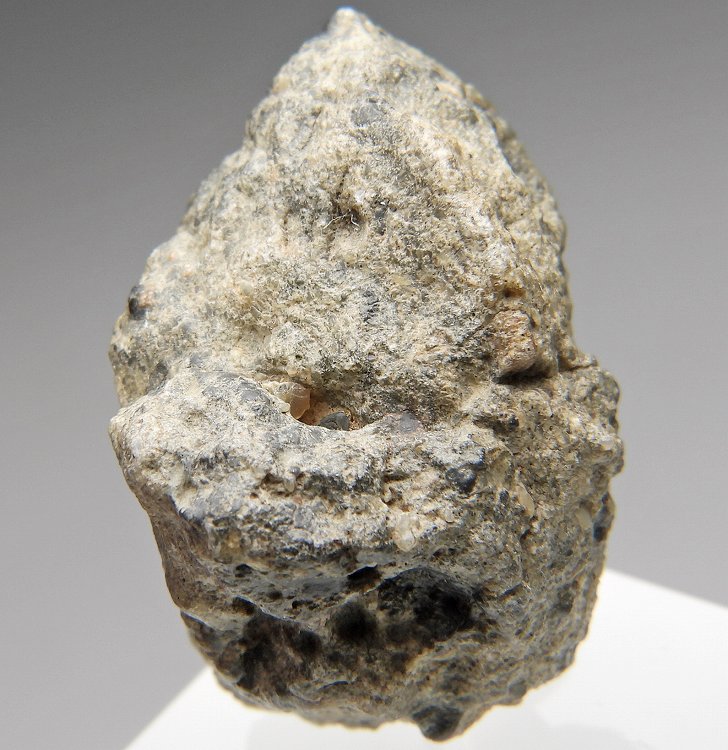 Bechar 006 月隕石 834(未切断) 13.93g - 鉱物標本・隕石標本販売のWeb