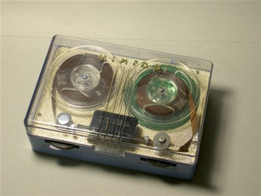 小型オープンリールテープレコーダー