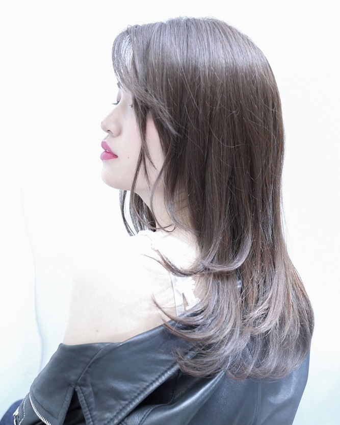 イルミナカラーで一番人気の【オーシャン】ってどんな色？グレー