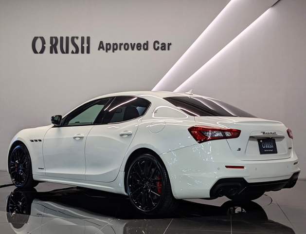 マセラティ ギブリSグランスポーツ ネリッシモP SR スカイフック