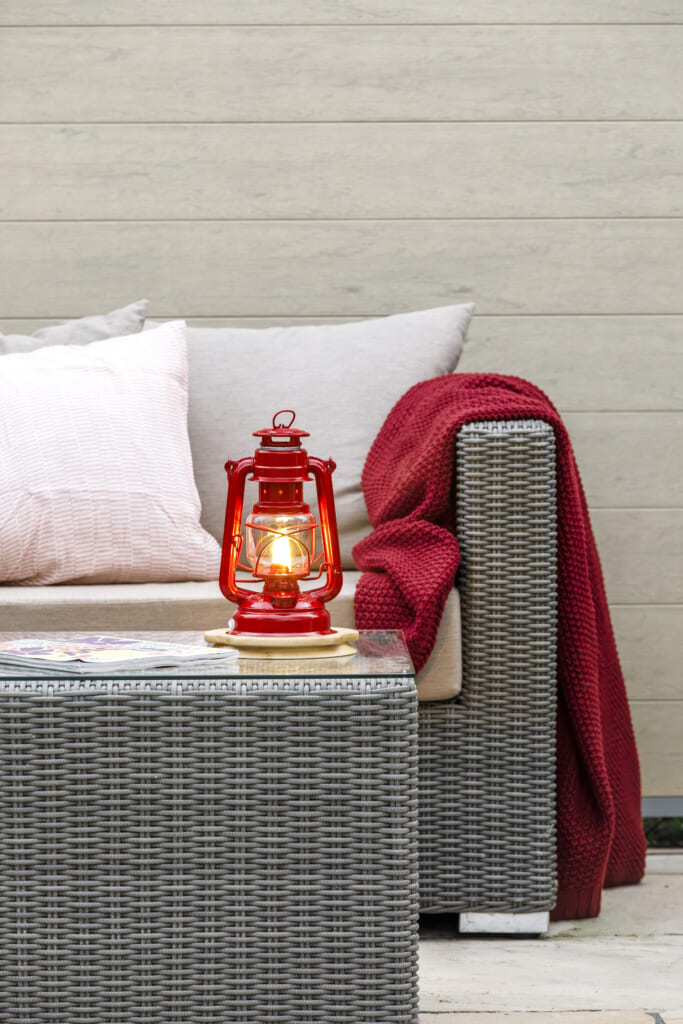 炎のやさしい灯りを忠実に再現！ 老舗「フュアハンド」のLEDランタンが