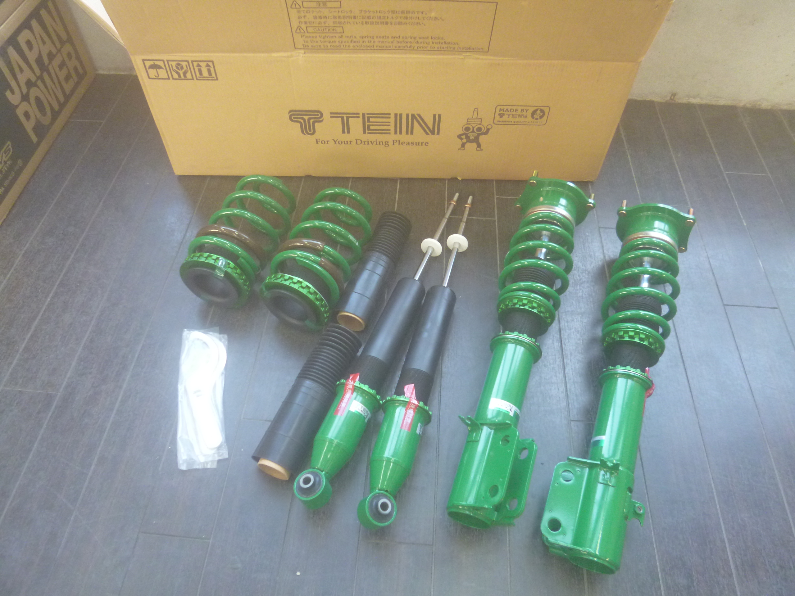 オデッセイ RC1/2/4型 TEIN テイン車高調 FLEX－A 取り付け