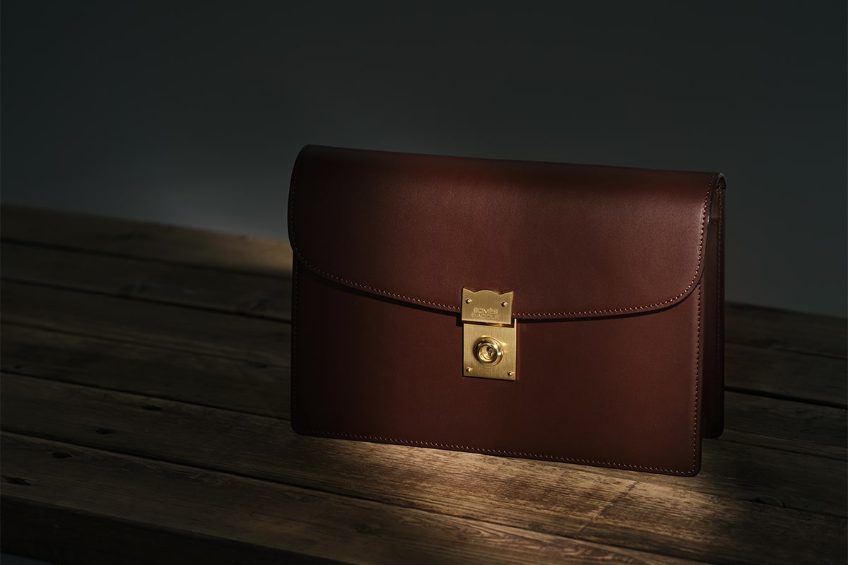 馬具メーカーソメスがつくるダレスバッグ｜エグゼクティブ