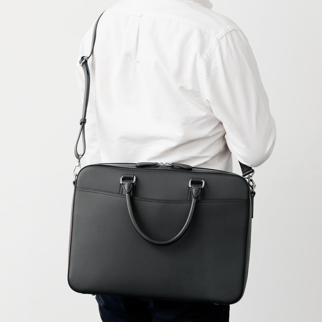 春は新しいビジネスバッグで｜メンズビジネスおすすめバッグ