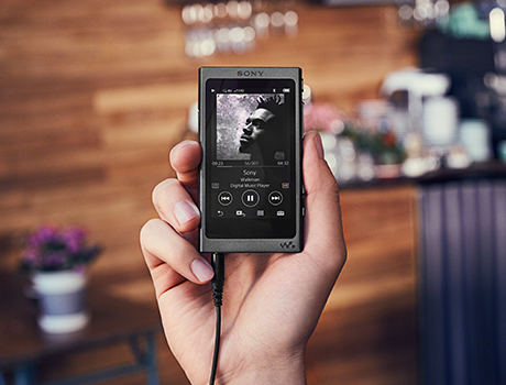 NW-A30シリーズ 特長 : デザイン・操作性 | ポータブルオーディオ