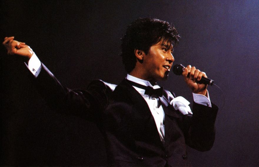 貴重な特典映像を初収録！1985年開催の武道館公演が初Blu-ray Disc化