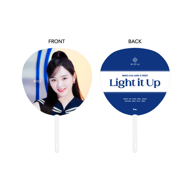 うちわ【RIO】・NiziU | Sony Music Shop・CD・DVD・ﾌﾞﾙｰﾚｲ・ｱｰﾃｨｽﾄ