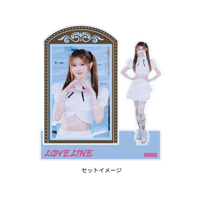 ｱｸﾘﾙｽﾀﾝﾄﾞ付きﾌｫﾄｶｰﾄﾞｽﾀﾝﾄﾞｾｯﾄ【RIKU】・NiziU | Sony Music Shop・CD