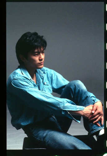 完全予約限定】OZAKI・50(ﾄﾚｼﾞｬｰﾌﾞｯｸ+写真集+CD+ｵﾘｼﾞﾅﾙﾌﾟﾘﾝﾄ)・尾崎 豊