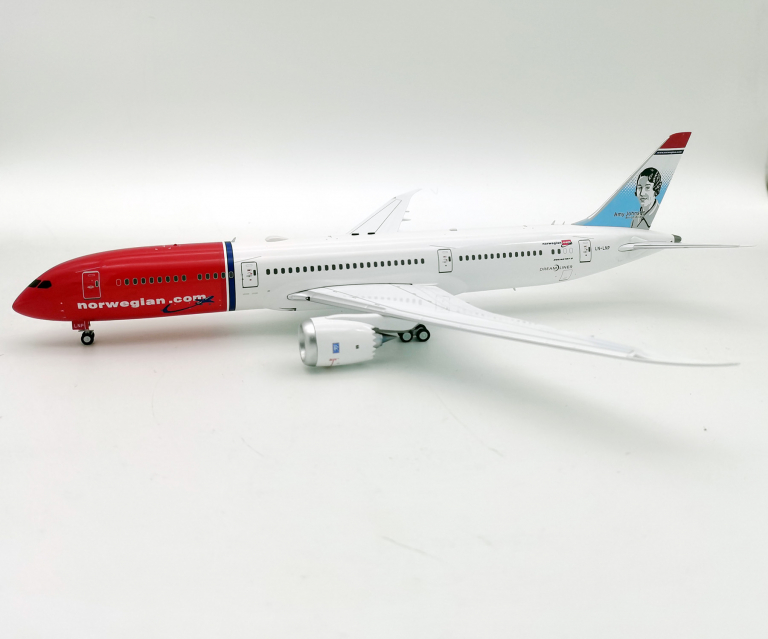 LIMOX 1/200 B787-8 ノルウェー・エアシャトル LIMOX 1/200 B787-8