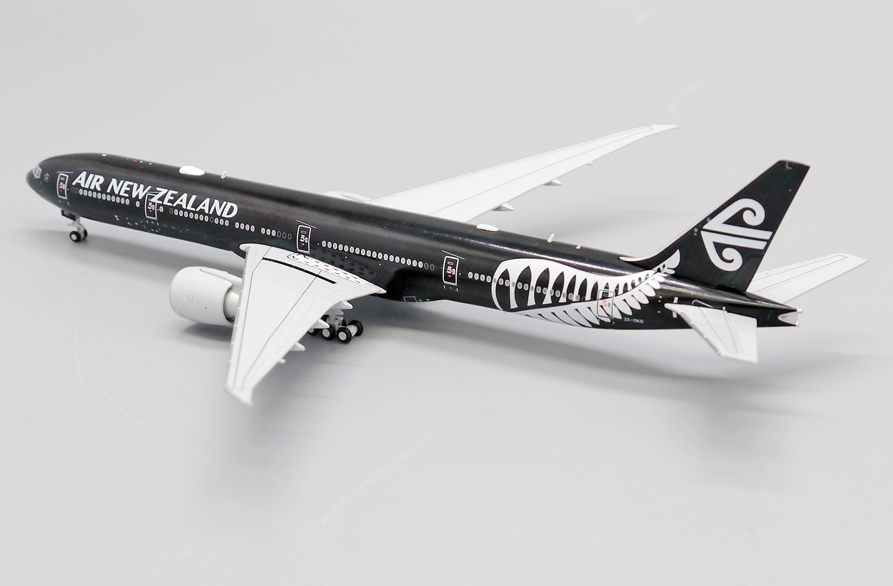 ScaleModelStore.com :: JC Wings 1:400 - XX40006 - Air New Zealand