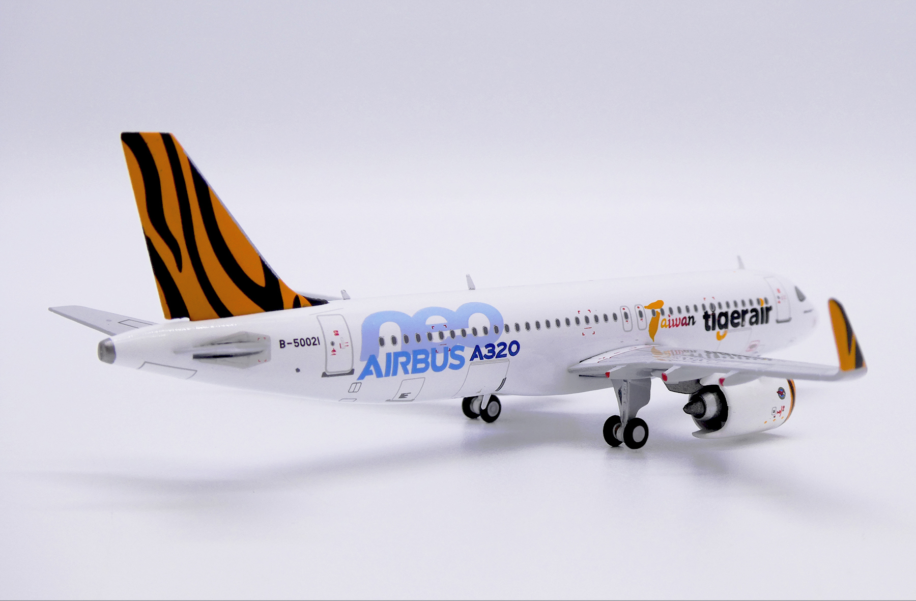 ScaleModelStore.com :: JC Wings 1:400 - XX4981 - Tigerair Taiwan