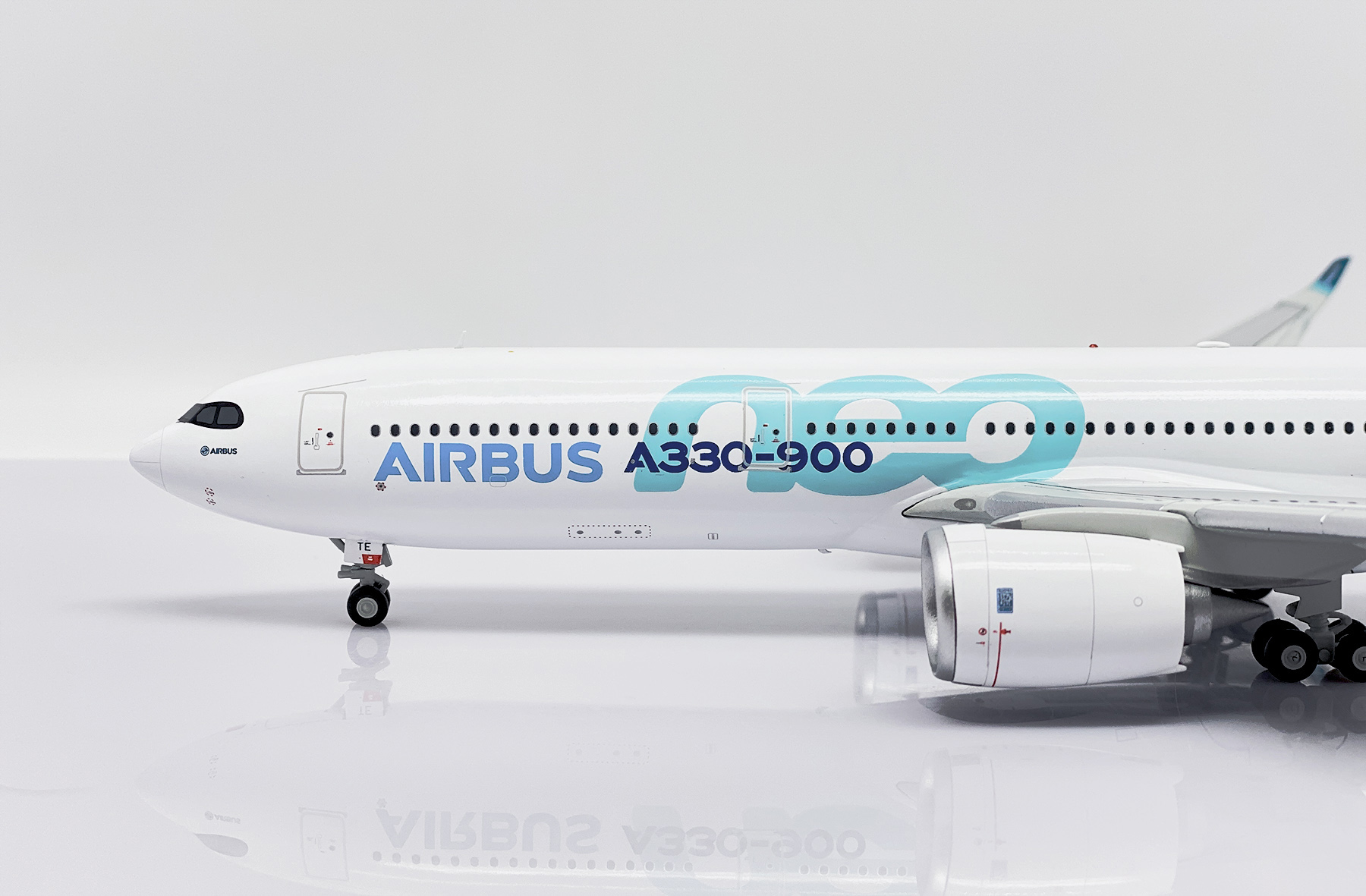 航空機・ヘリコプター JC WINGS Airbus 330-900 neo 1/200 航空機