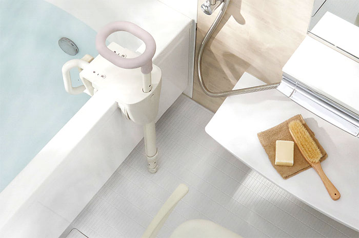 ユニプラス 浴槽手すり UB兼用130 BSH01 | 快適空間スクリオ｜介護