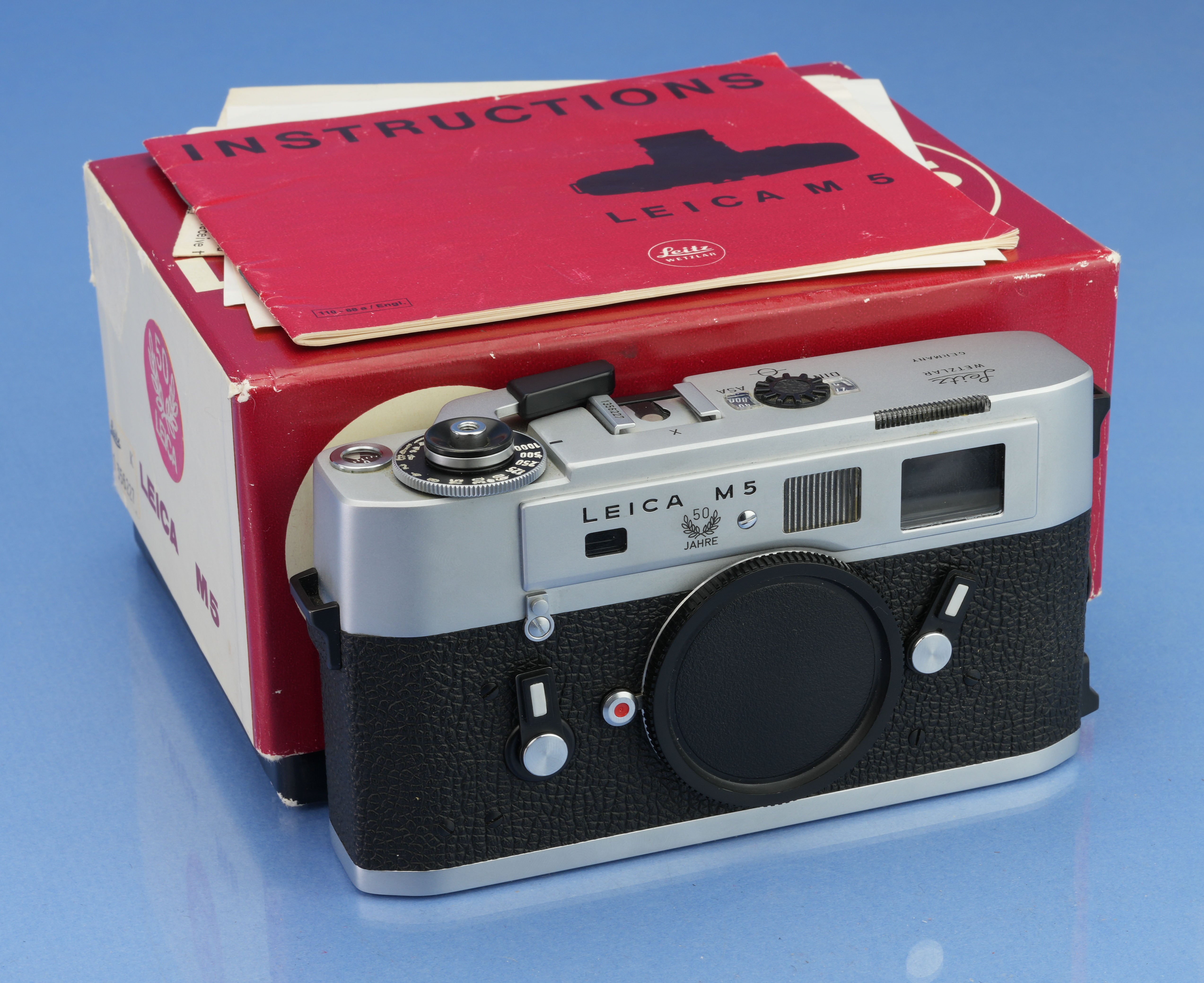 フィルムカメラ Upgraded Leica M5: Voltage changed 3Lug Jumping in