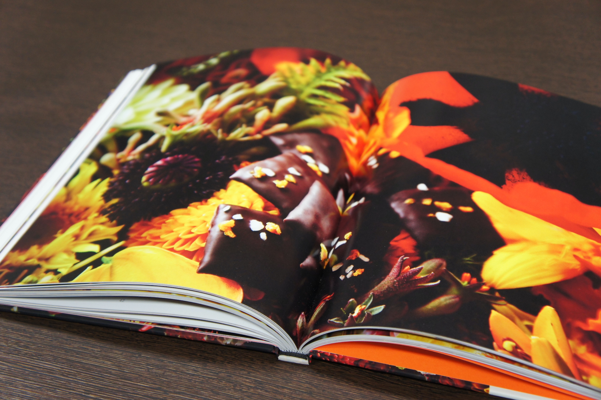 ピエール・エルメ サティーヌ｜青幻舎 SEIGENSHA Art Publishing, Inc.