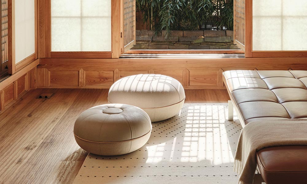 プフ スモール ウルトラマリンFRITZ HANSEN（フリッツ・ハンセン