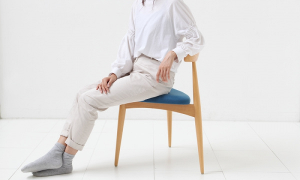 トライレッグチェア ナチュラル / ウルトラスエードSEMPRE（センプレ